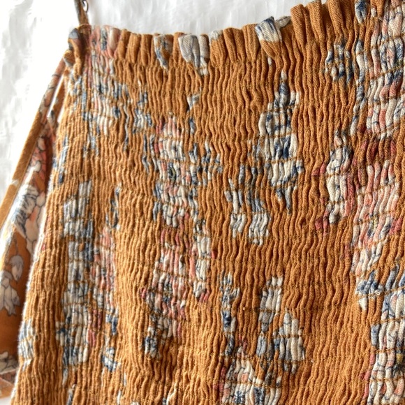 ✴️SOLD✴️ASTR The Label Shirred Cold Shoulder Maxi - Picture 4 of 6